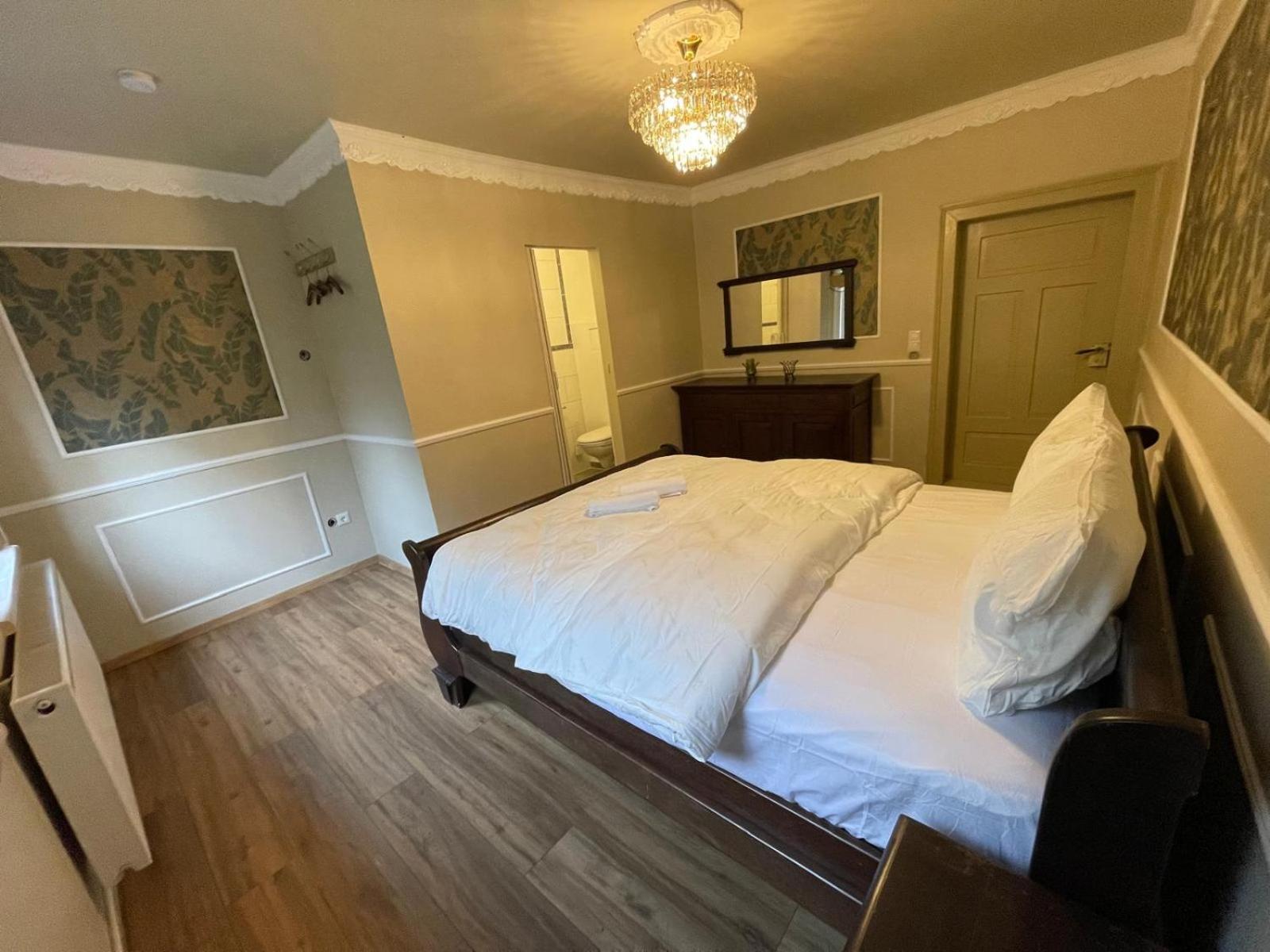 Boutique Hotel Am Bahndamm Neuhaus am Rennweg Ngoại thất bức ảnh